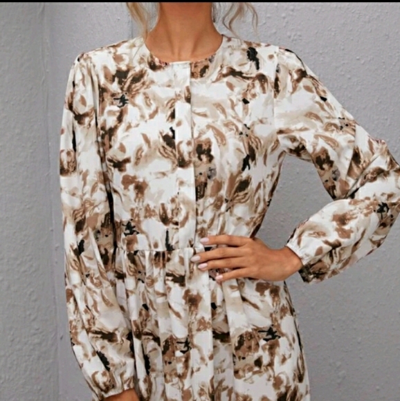 NEW Ruffle Hem Dress - Picture 3 of 6